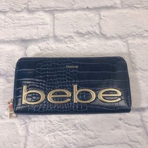 Bebe leather wallet Navy blue & gold Zip around Pockets Gold logo